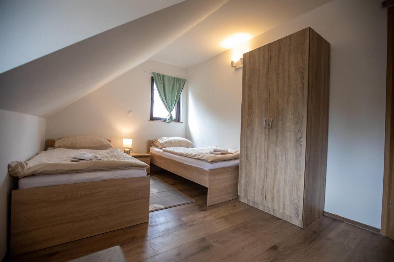 Apartmani Lara Modrus-Kuca Za Odmor المظهر الخارجي الصورة