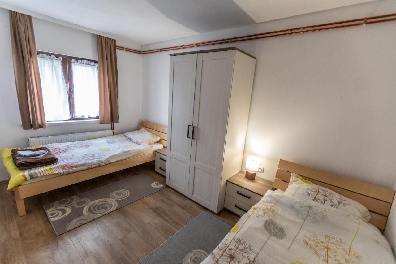 Apartmani Lara Modrus-Kuca Za Odmor المظهر الخارجي الصورة
